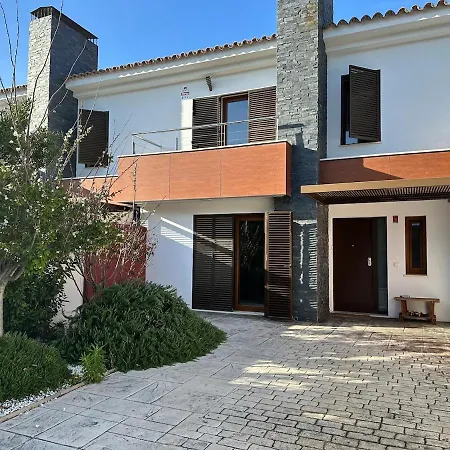 Casa De Playa Nueva Y Luminosa